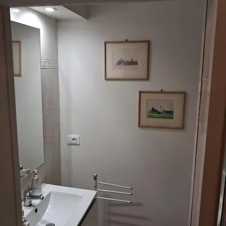Vasca Idromassaggio Болонья