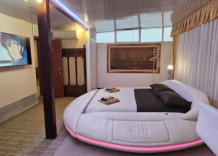 Vasca Idromassaggio * Bologna